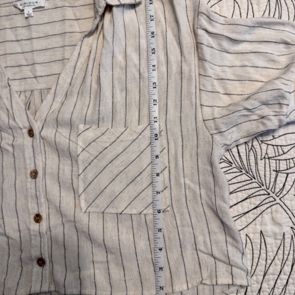 Cropped button down - Picture 3 of 3